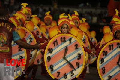 世界中の有名な世界は、リオのカーニバルは本当に野生と壮大な5日間の祭典です。