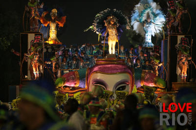 世界中の有名な世界は、リオのカーニバルは本当に野生と壮大な5日間の祭典です。